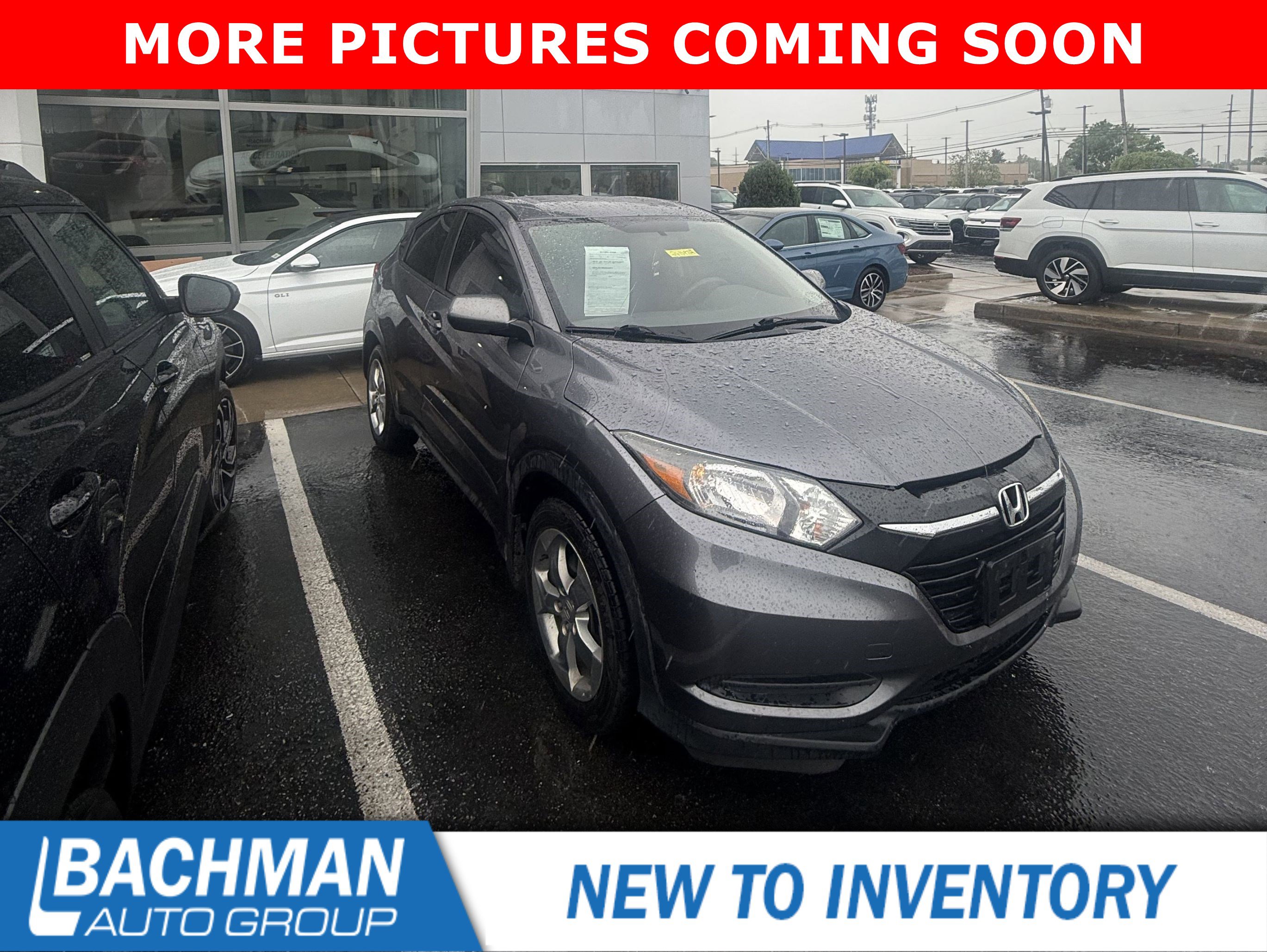 Used 2017 Honda HR-V LX image 1