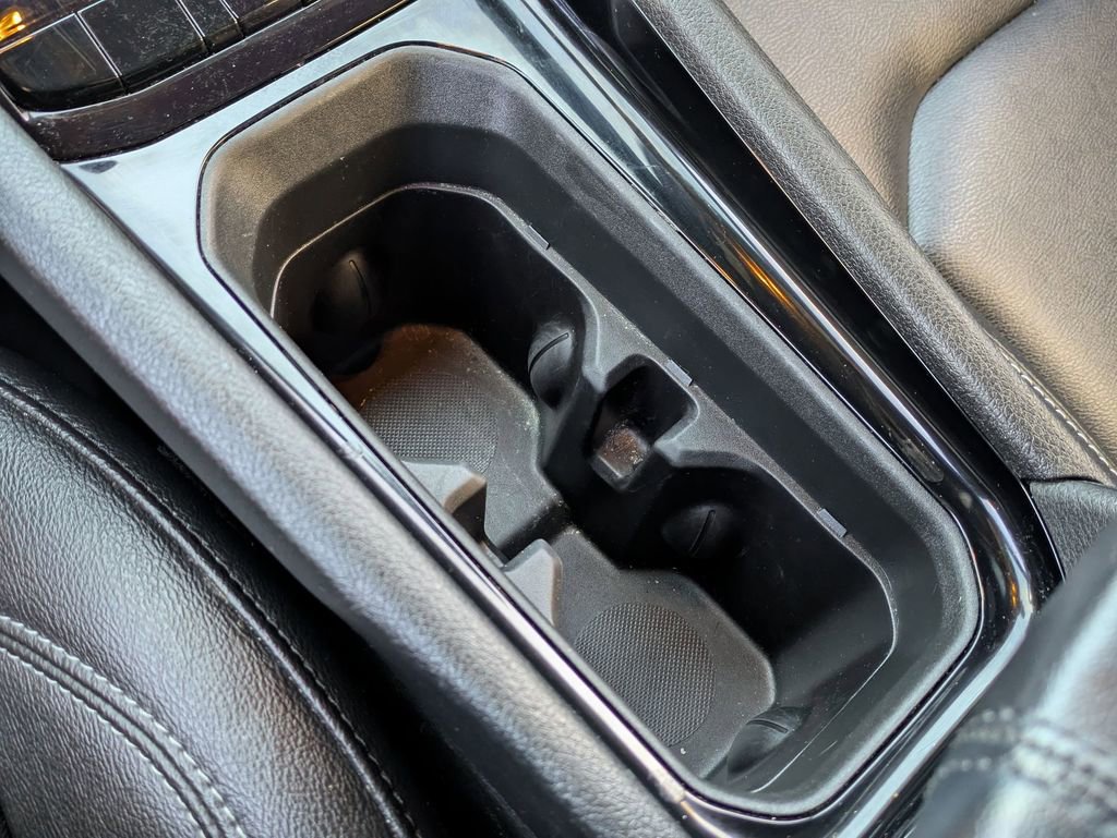 Used 2025 Jeep Compass Limited image 19