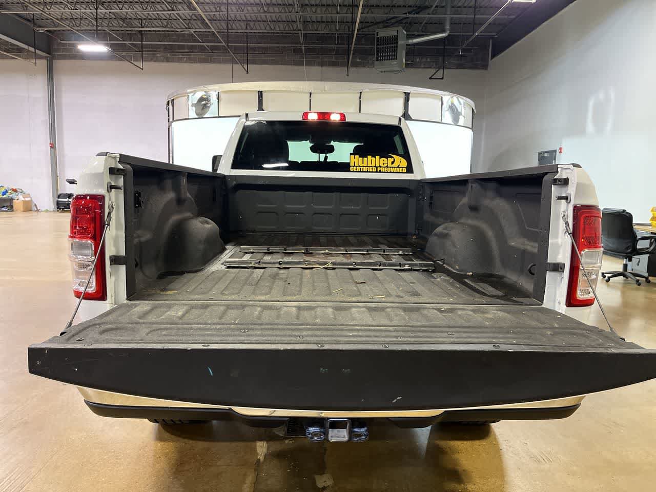 Used 2024 RAM 3500 Big Horn AWD/4WD image 27