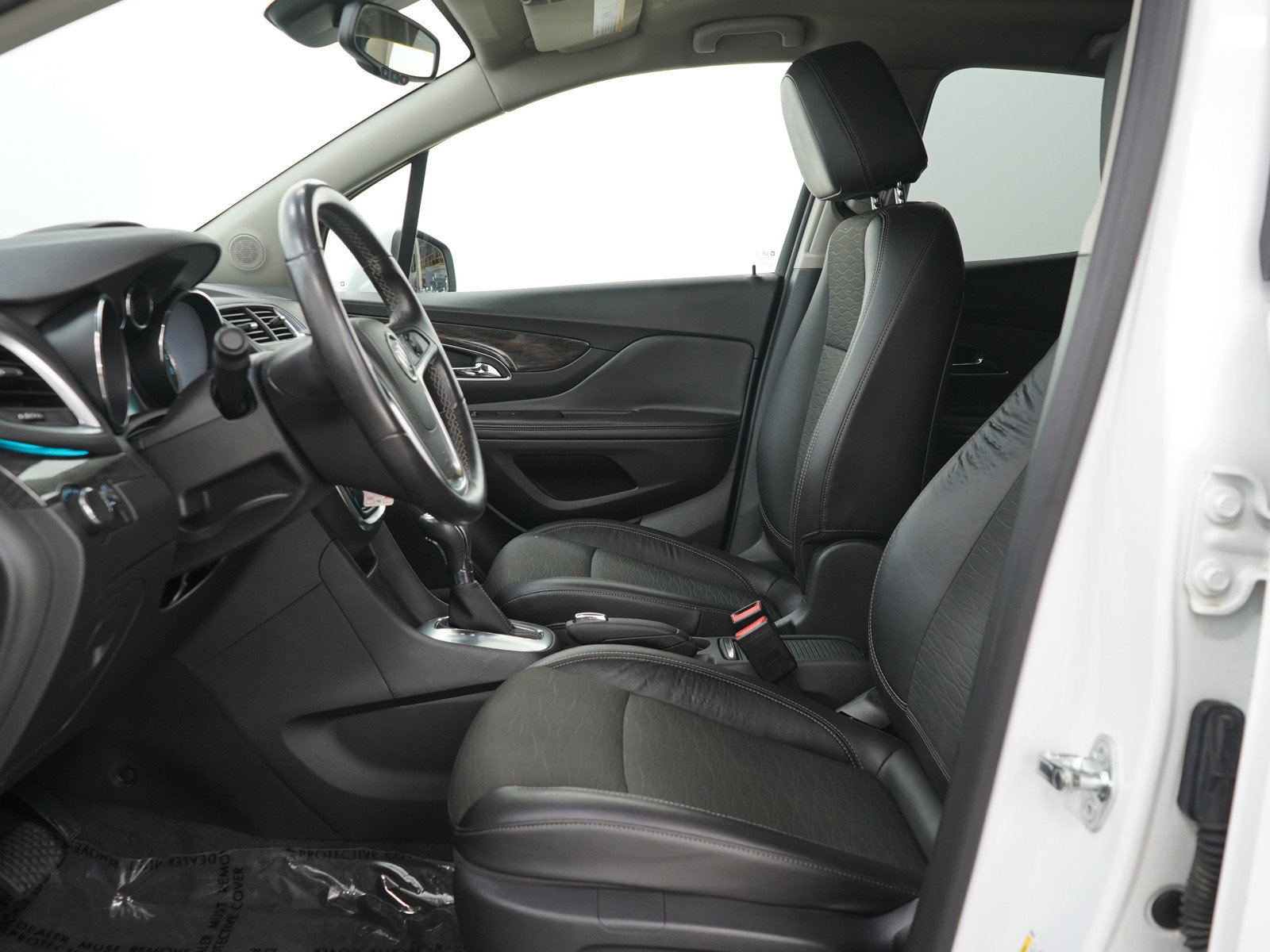 Used 2016 Buick Encore FWD image 22