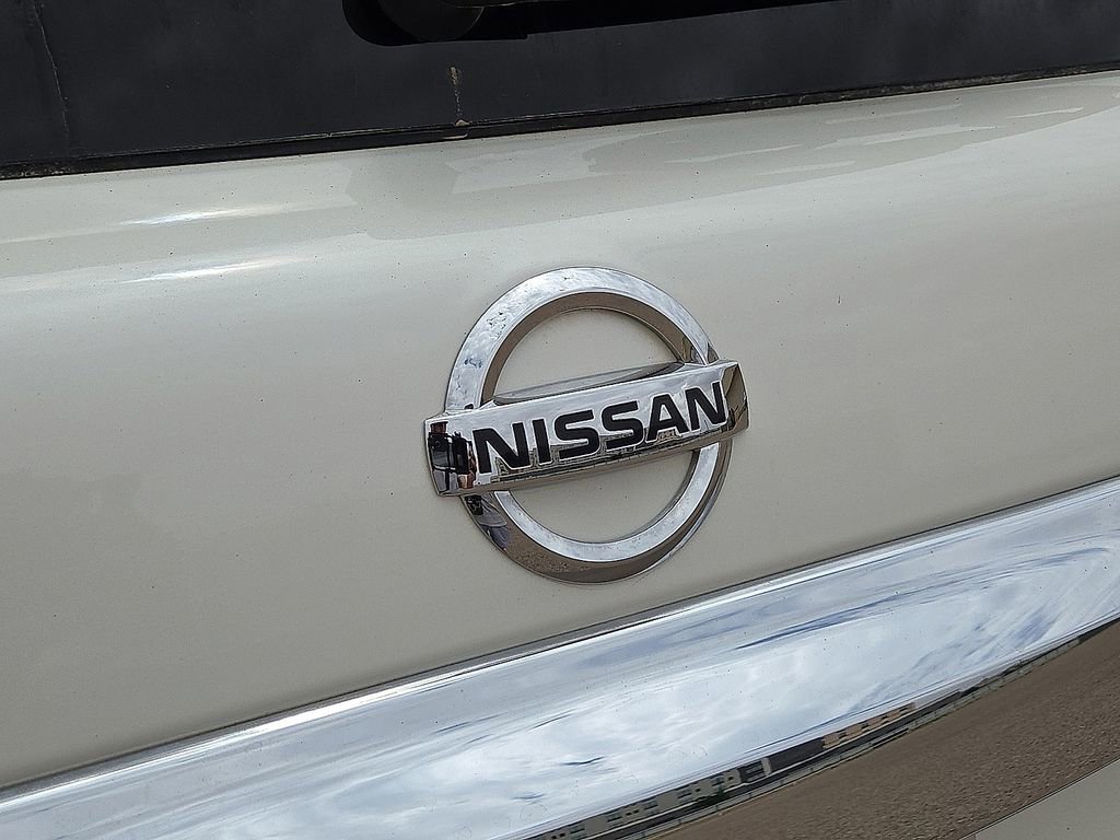 Used 2019 Nissan Armada Platinum w/ Captain's Chairs Package RWD image 13