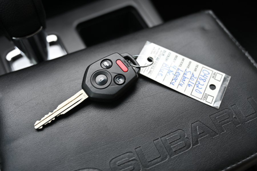 Used 2016 Subaru Legacy 2.5i AWD/4WD image 22