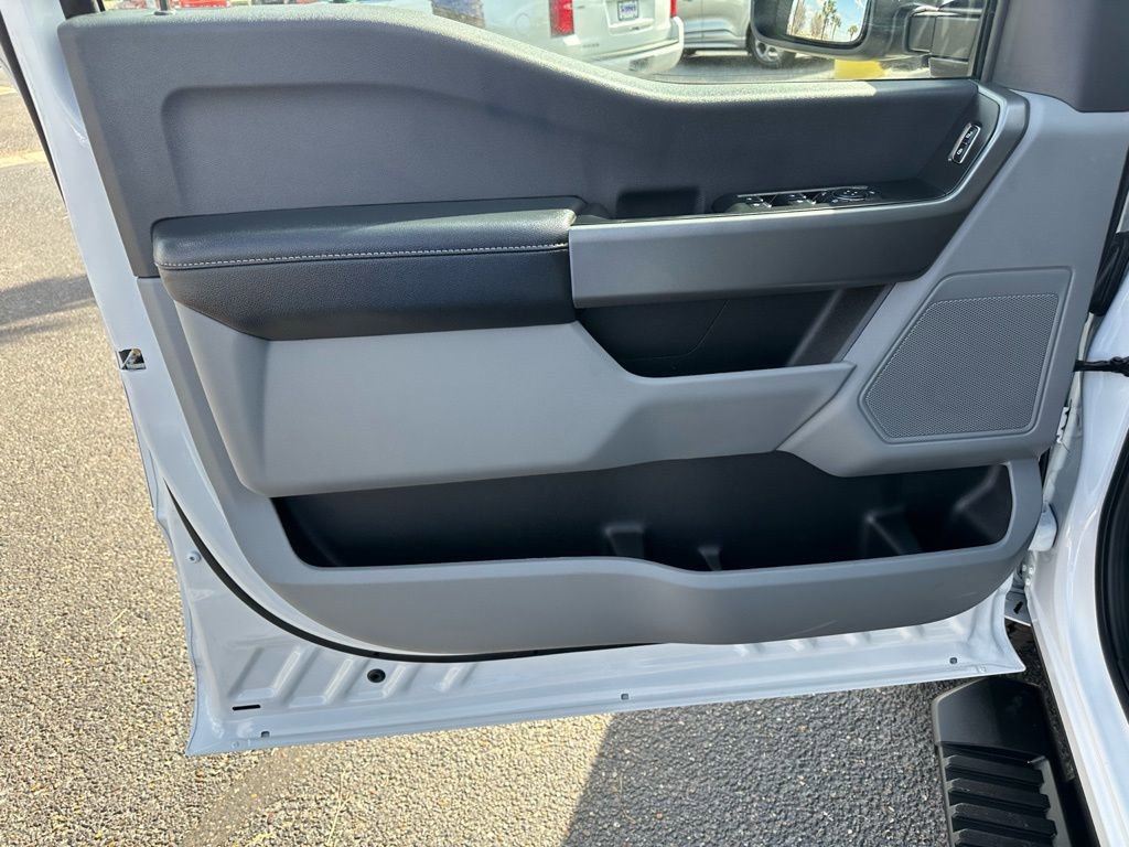 Used 2026 Ford F250 XL w/ STX Appearance Package image 8