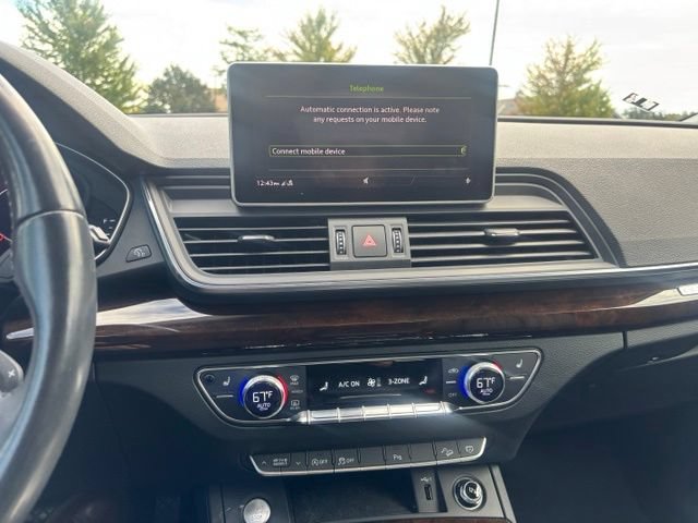 Used 2018 Audi Q5 2.0T Premium Plus w/ Premium Plus Package AWD/4WD image 10