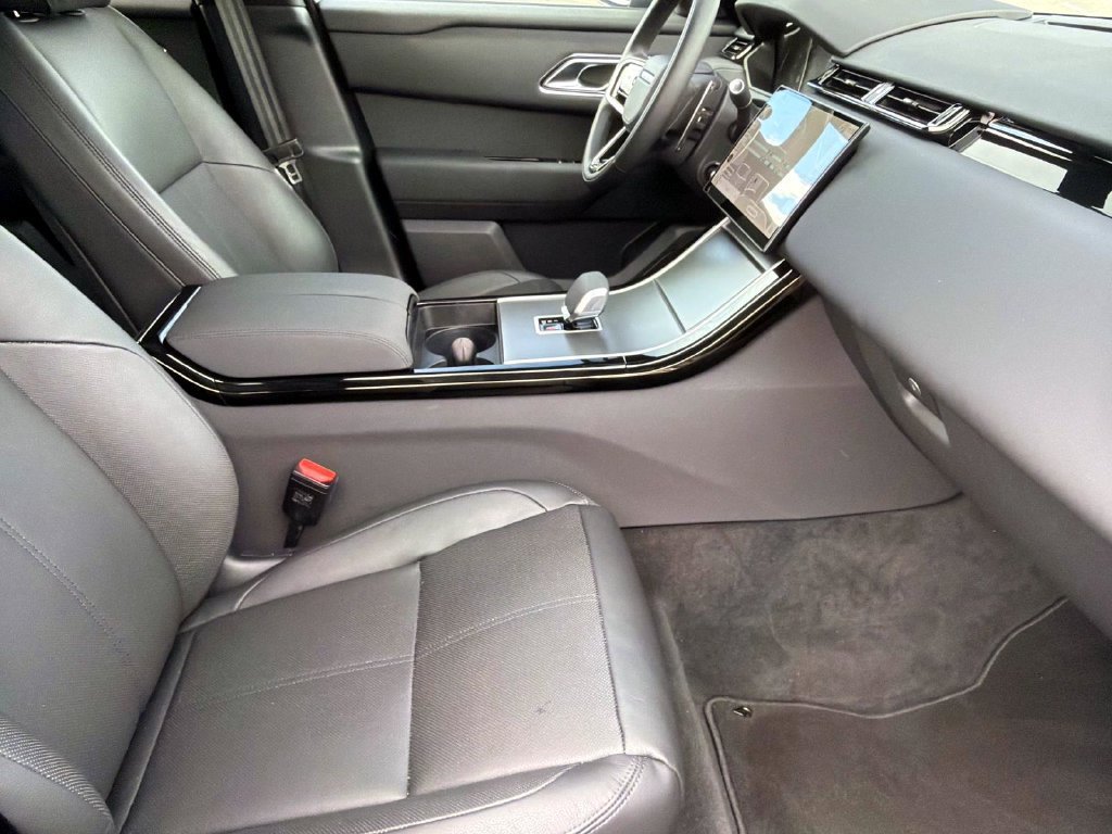 Used 2026 Land Rover Range Rover Velar S AWD/4WD image 10