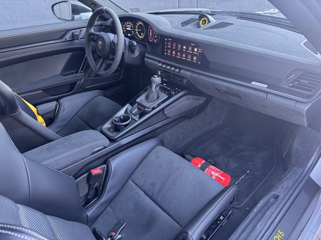 Used 2025 Porsche 911 GT3 RS image 20