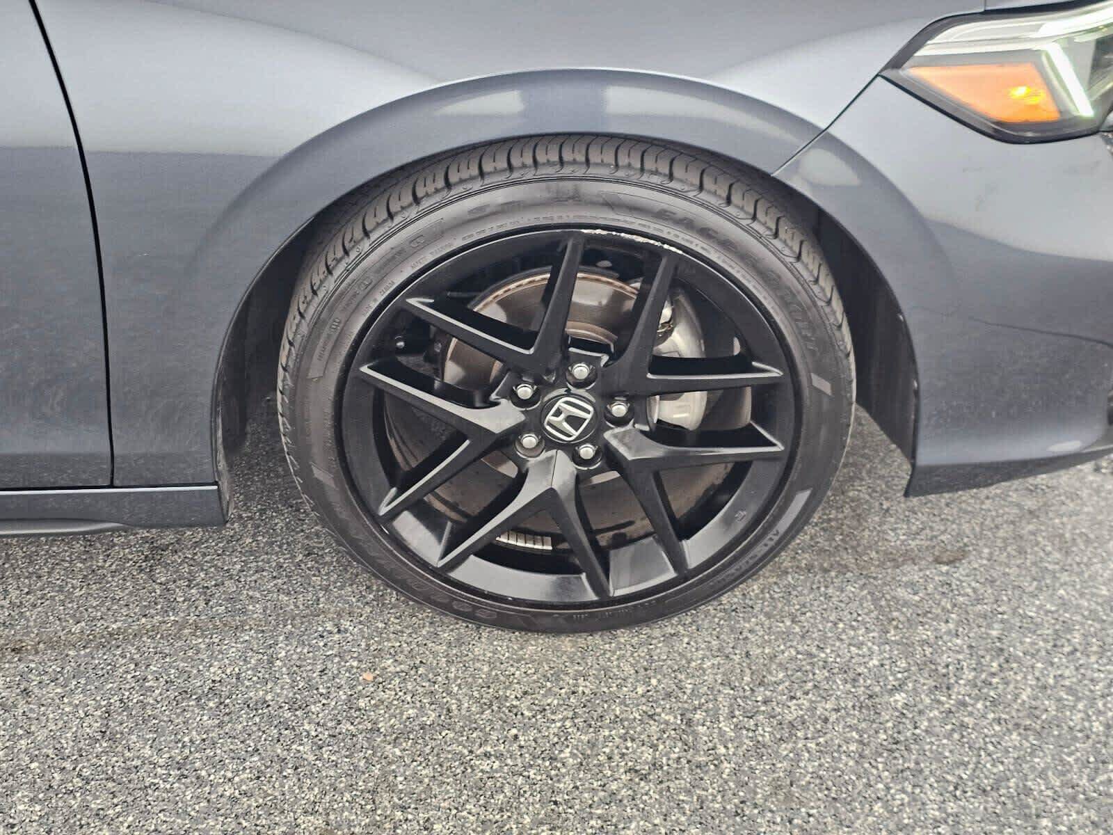 Used 2025 Honda Civic Sport image 9