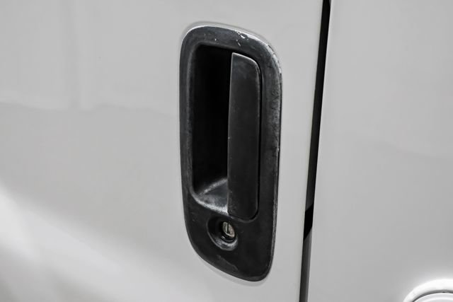 Used 2009 Chevrolet Express 1500 image 39