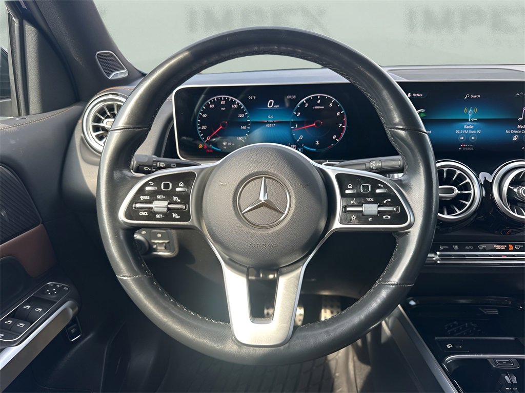 Used 2021 Mercedes-Benz GLB 250 4MATIC image 15
