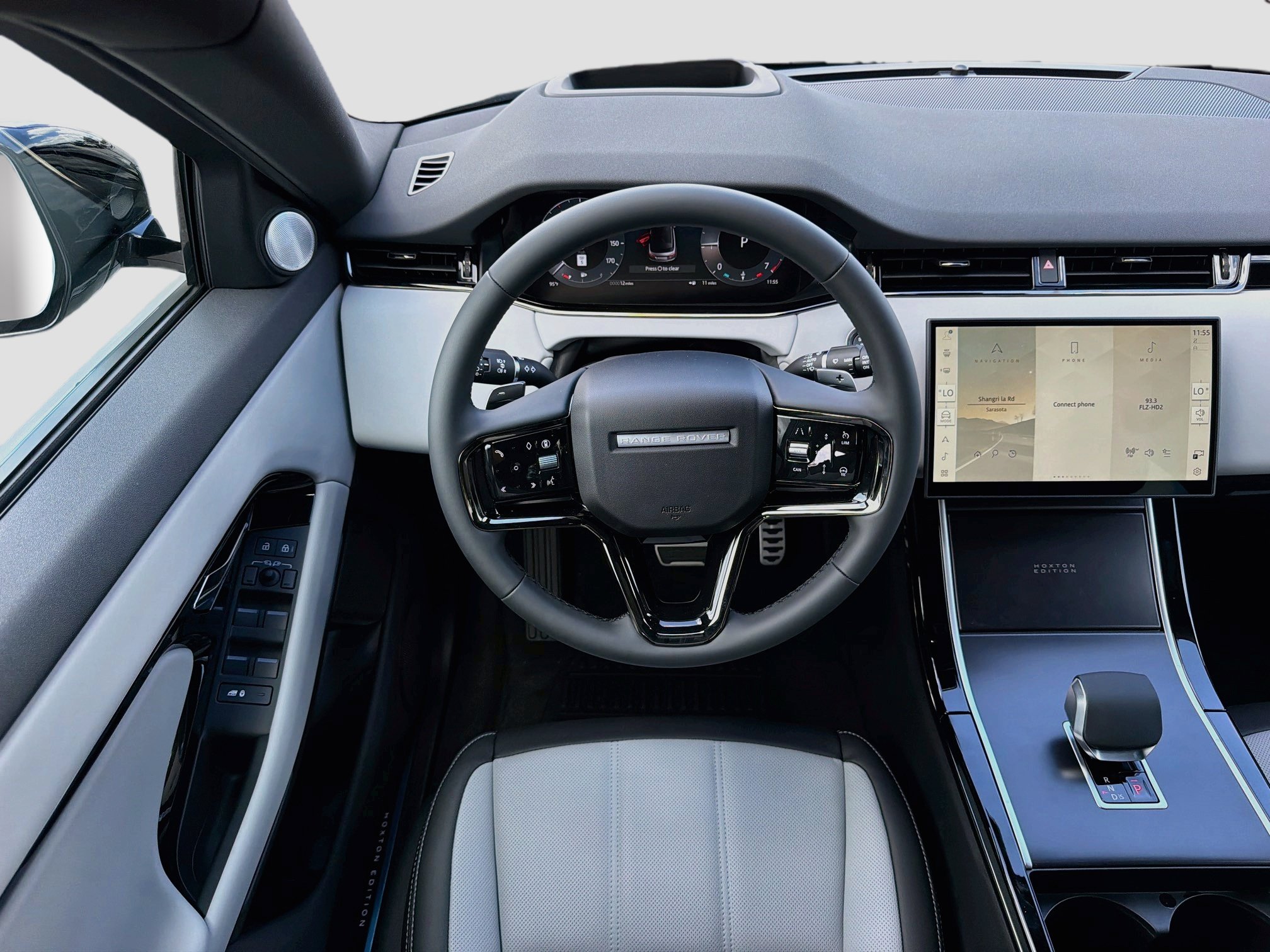 New 2026 Land Rover Range Rover Evoque Hoxton AWD/4WD image 17