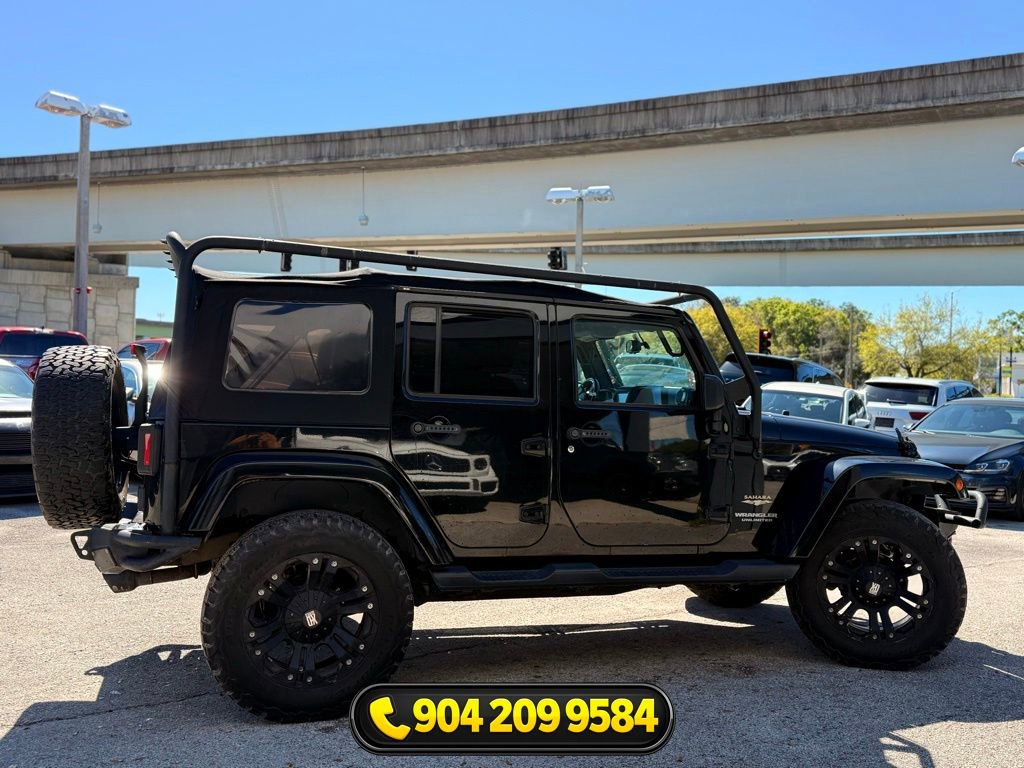 Used 2015 Jeep Wrangler Unlimited Sahara AWD/4WD image 9