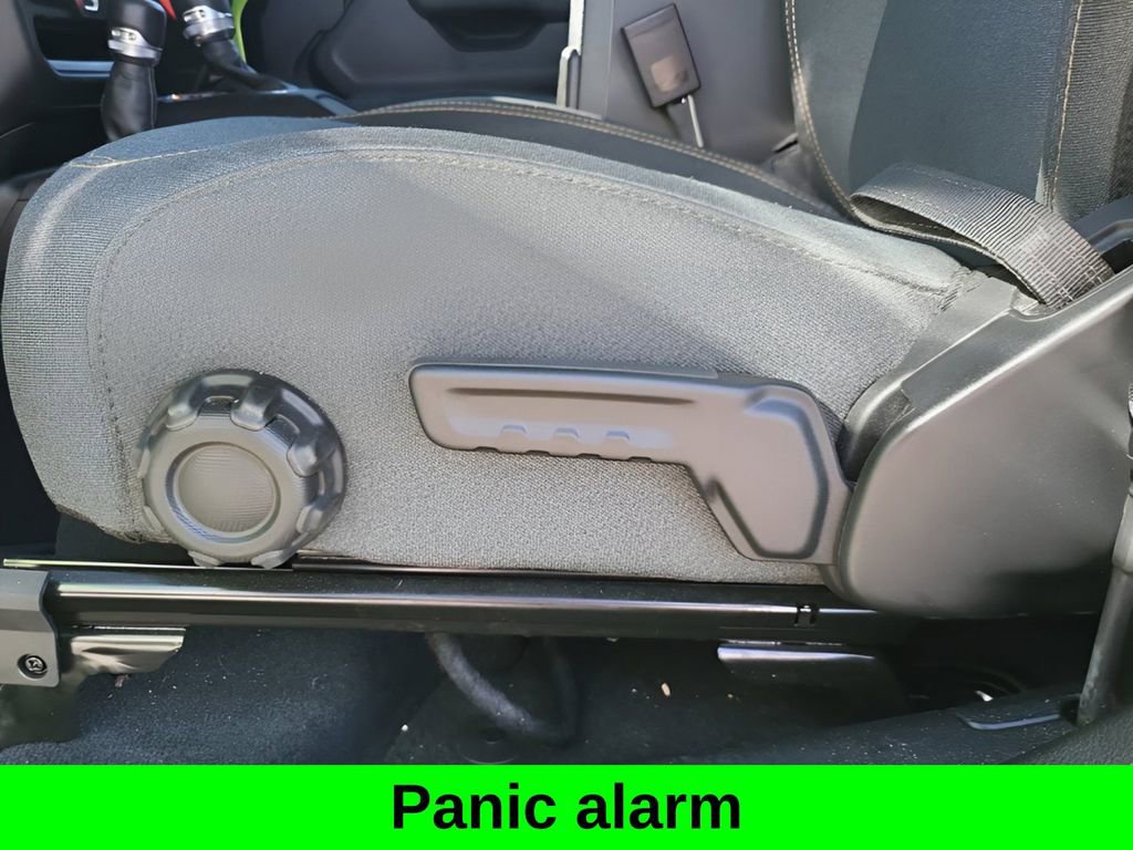 Used 2025 Jeep Wrangler Sport image 17