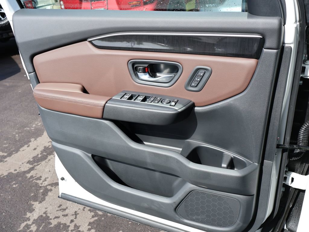 Certified 2025 Honda Pilot Elite image 33