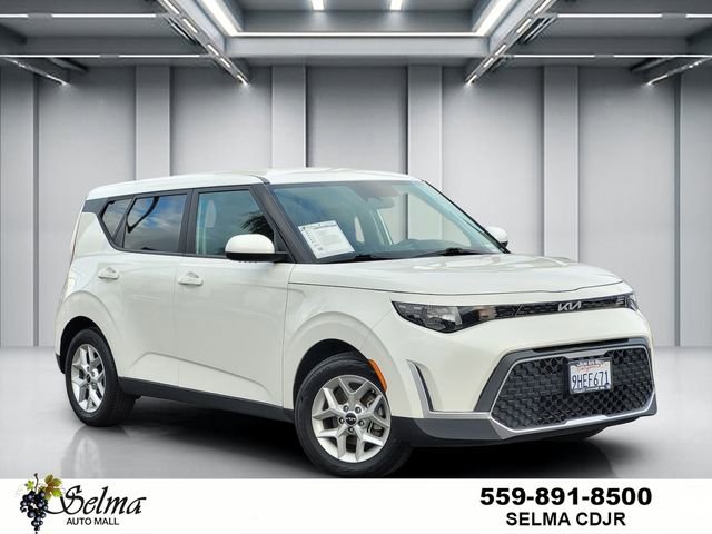 Used 2023 Kia Soul LX w/ Option Group 015