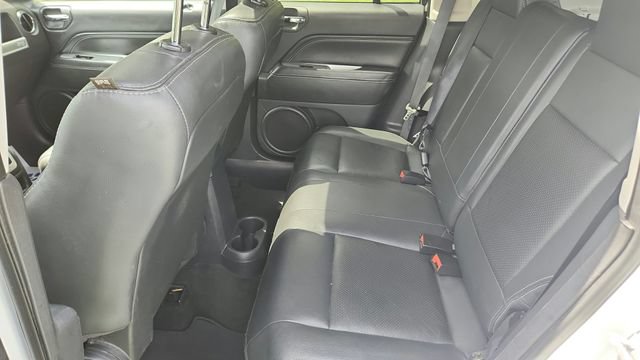 Used 2015 Jeep Compass High Altitude FWD image 21