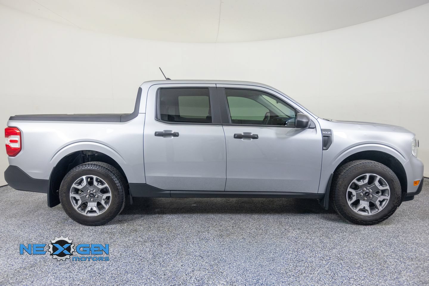 Used 2024 Ford Maverick XLT w/ Equipment Group 300A Standard AWD/4WD image 8
