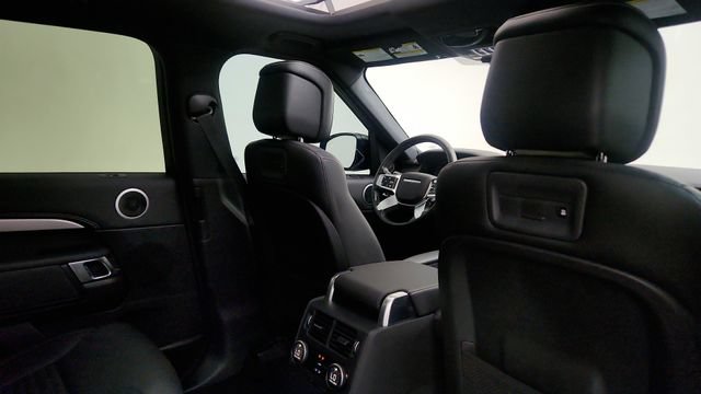 Used 2023 Land Rover Discovery S R-Dynamic AWD/4WD image 43