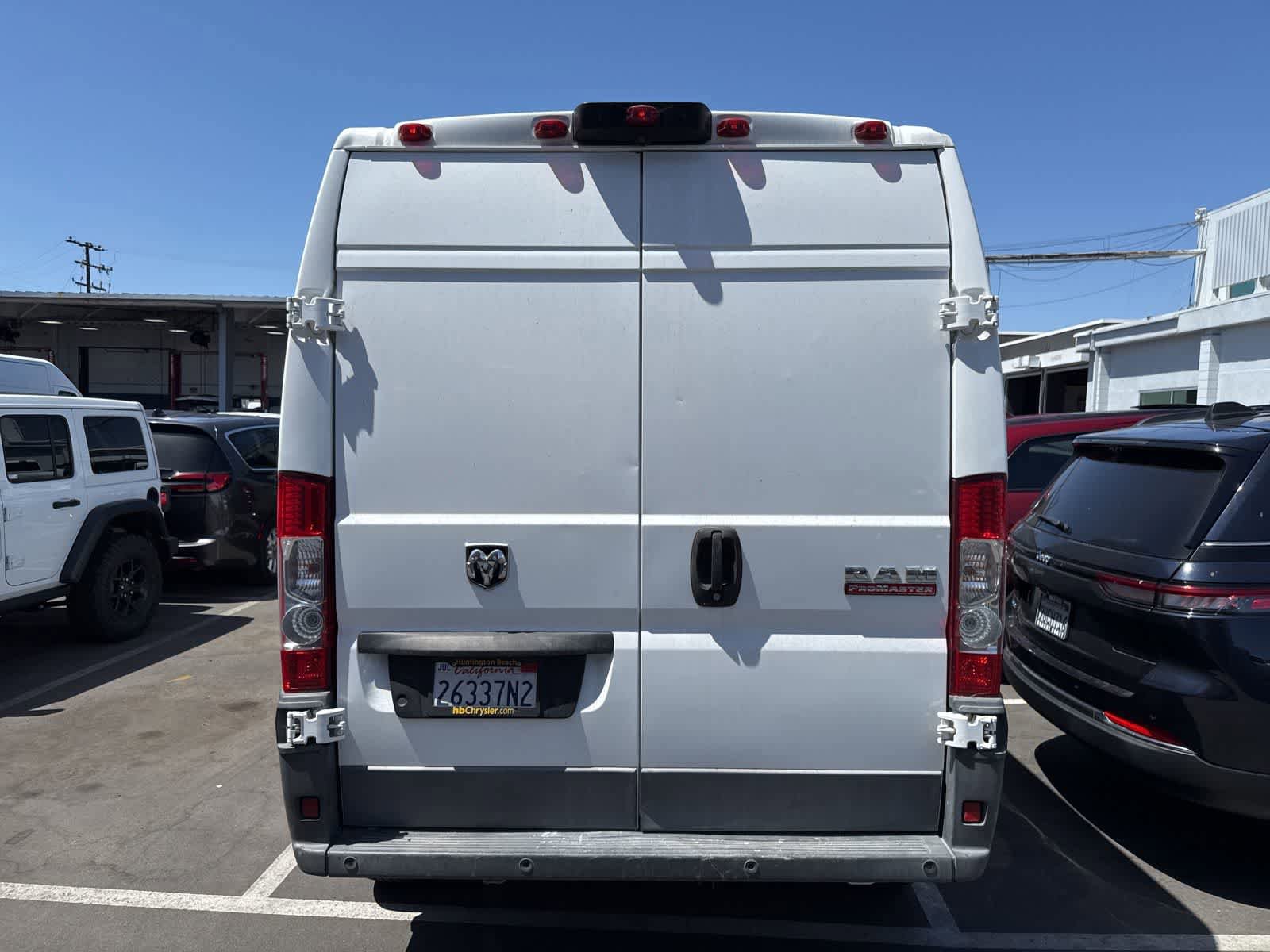 Used 2018 RAM ProMaster 2500 FWD image 3