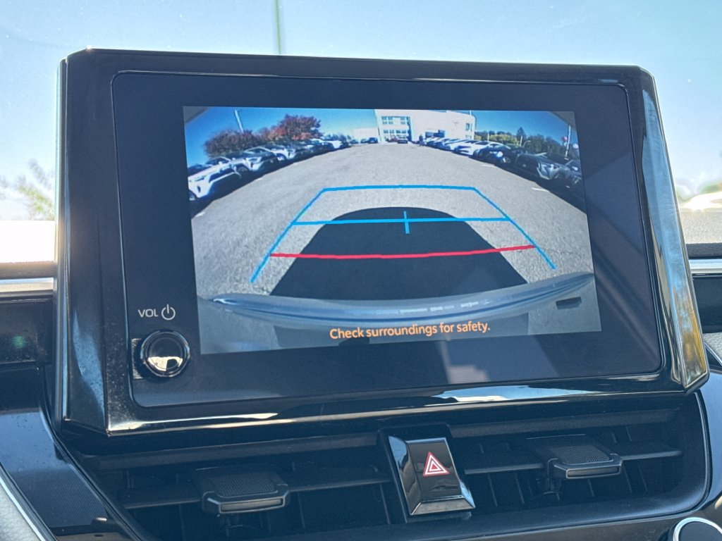 Used 2025 Toyota Corolla LE FWD image 23