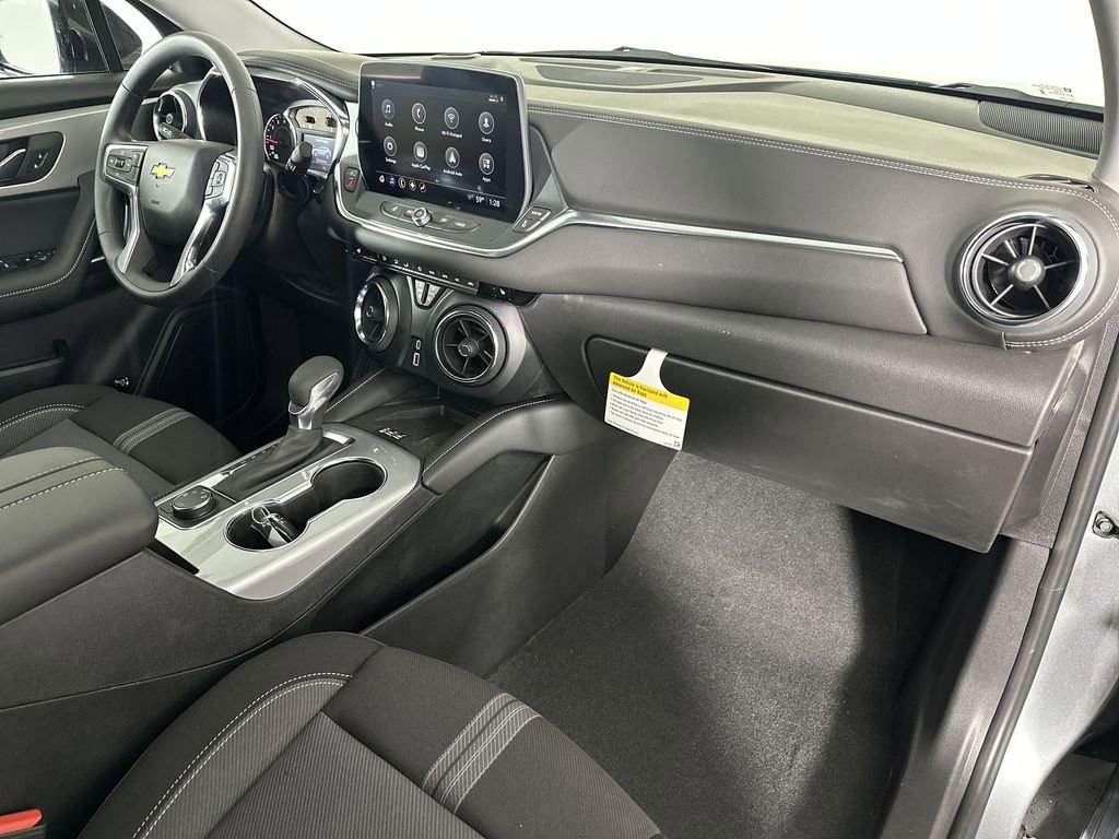 New 2026 Chevrolet Blazer LT w/ Convenience Package AWD/4WD image 27