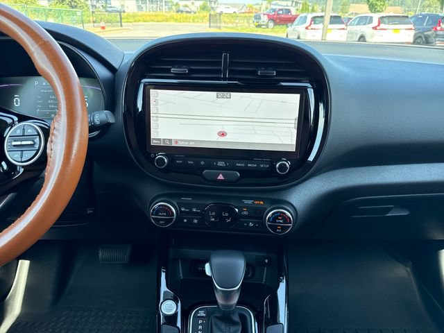 Used 2025 Kia Soul EX FWD image 22