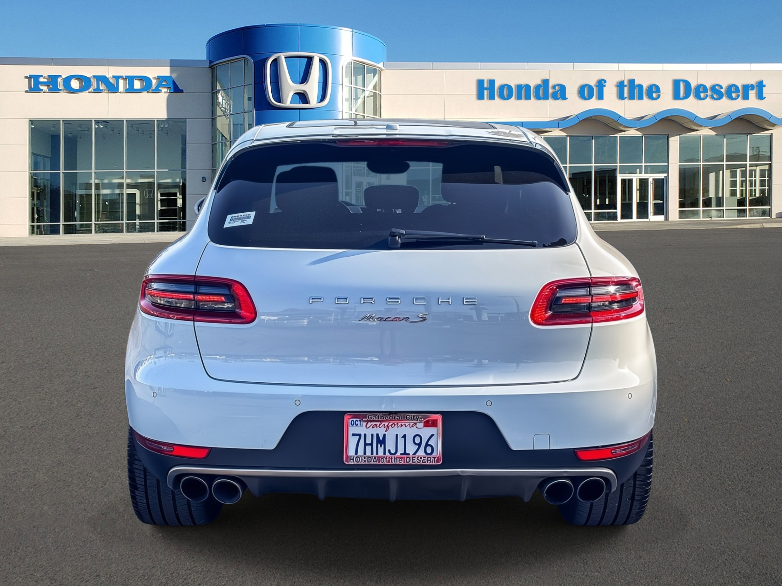 Used 2015 Porsche Macan S image 6