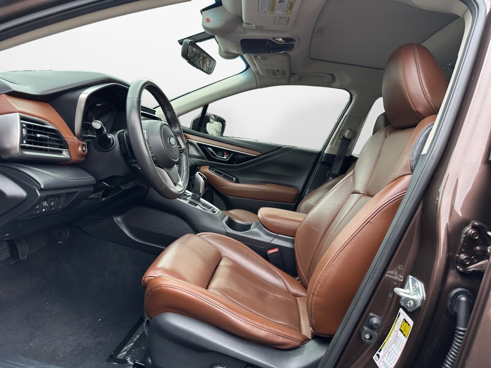 Used 2022 Subaru Outback Touring XT image 11