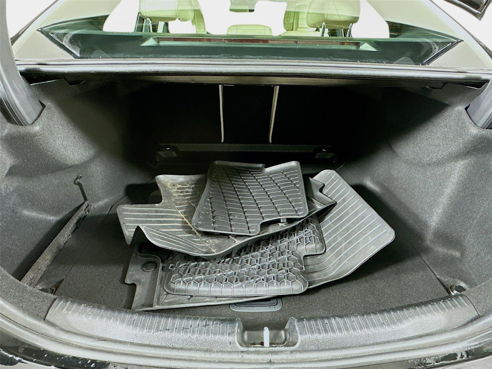 Certified 2023 Mercedes-Benz C 300 4MATIC Sedan image 32