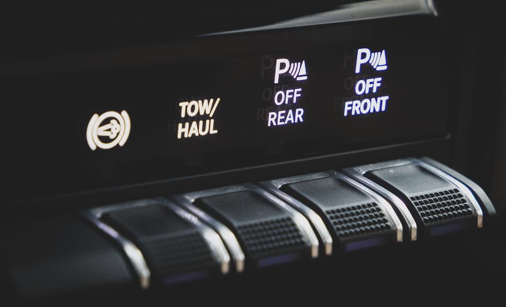 Used 2022 RAM 3500 Limited image 9