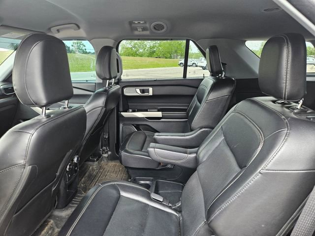 Used 2021 Ford Explorer Limited w/ Equipment Group 301A RWD image 25
