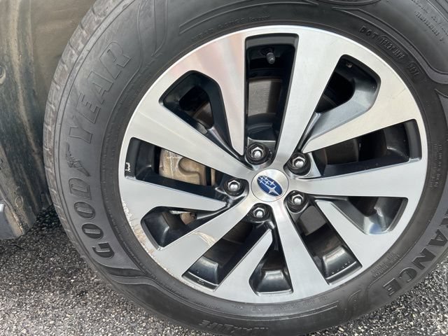 Used 2023 Subaru Outback Premium AWD/4WD image 33