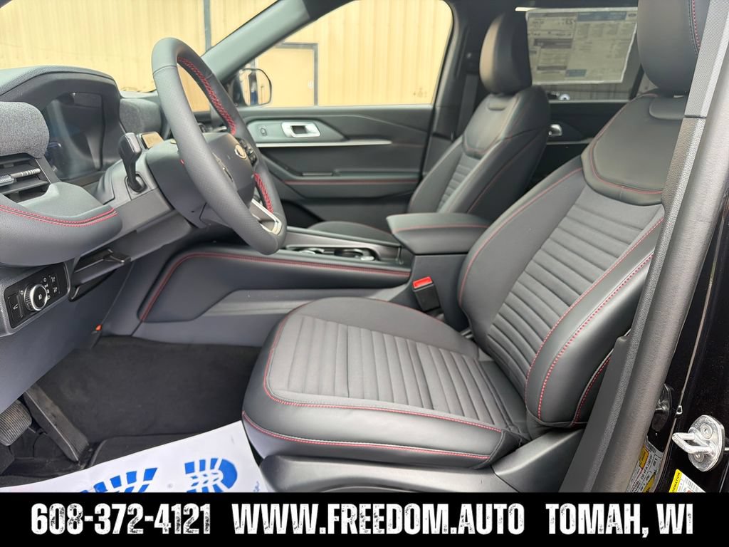 New 2026 Ford Explorer ST-Line w/ ST-Line Street Pack AWD/4WD image 11