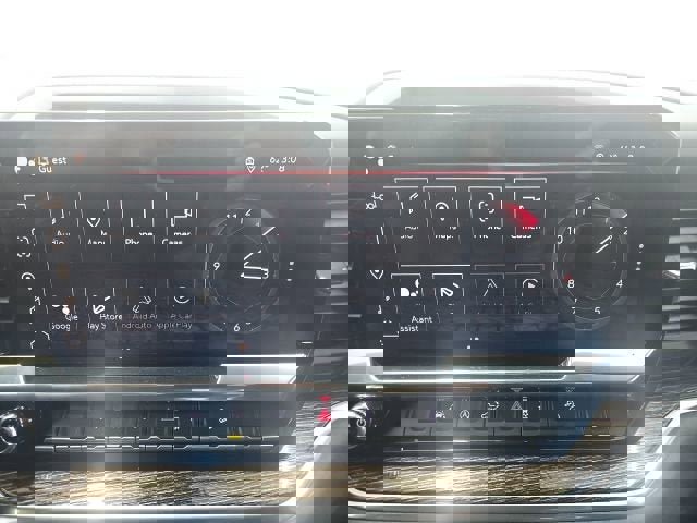 New 2026 GMC Sierra 1500 SLE AWD/4WD image 18