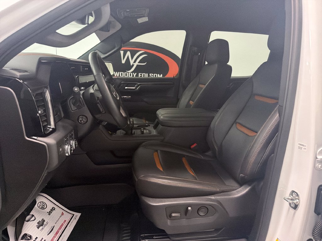 Used 2025 GMC Sierra 1500 AT4 AWD/4WD image 11