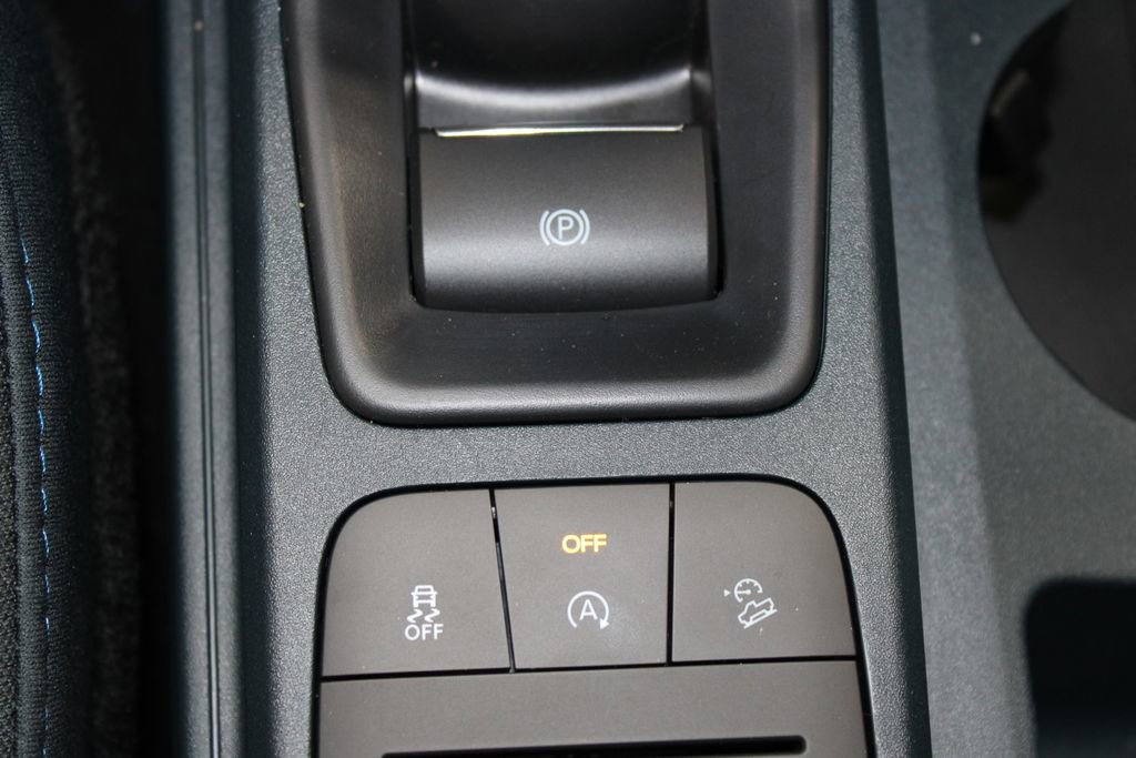 New 2025 Ford Maverick XLT image 49
