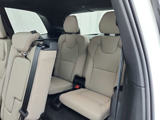 New 2026 Volvo XC90 T8 Plus w/ Protection Package Premier image 37