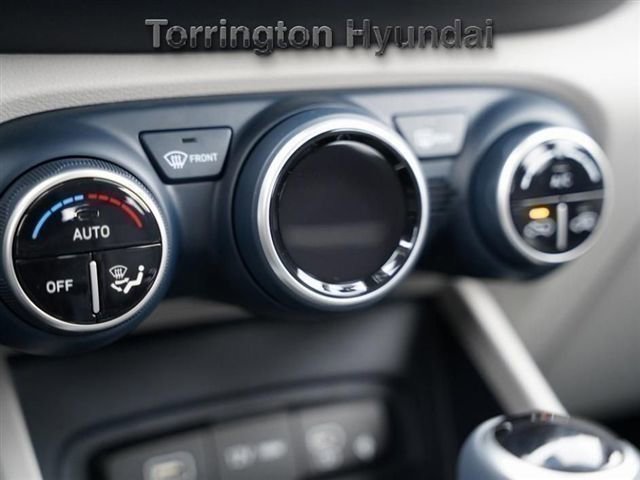 New 2025 Hyundai Venue Limited image 12