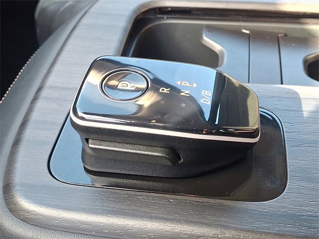 Used 2024 Nissan Ariya AWD image 15