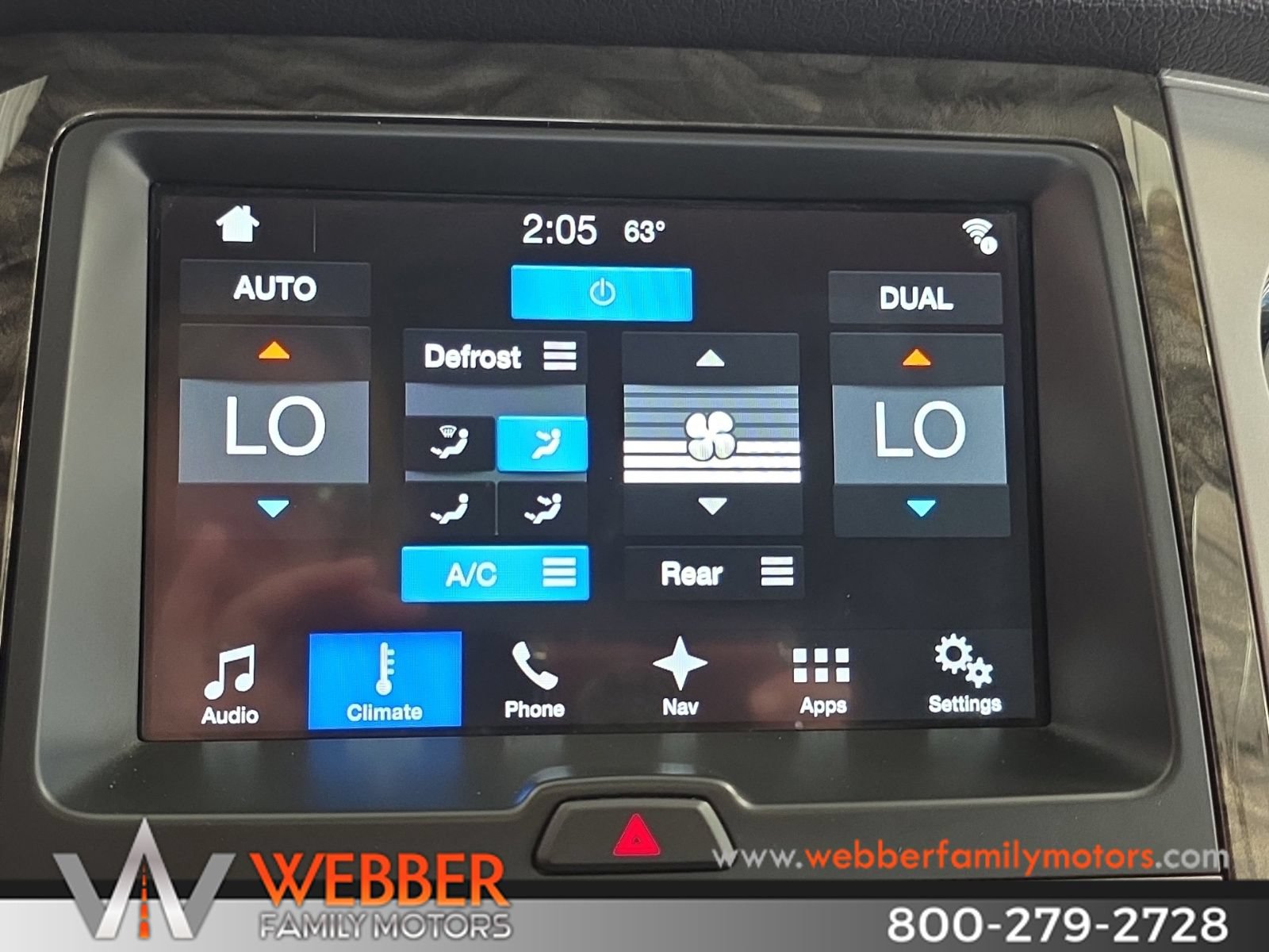 Used 2016 Ford Expedition Limited w/ Equipment Group 301A AWD/4WD image 23