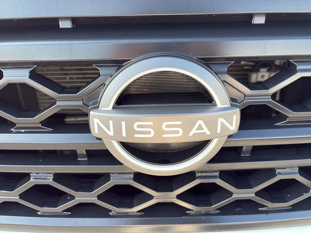 Used 2022 Nissan Frontier S RWD image 11