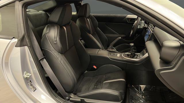 Used 2025 Toyota GR86 Premium w/ ALL Weather Mat Package (TMS) image 24