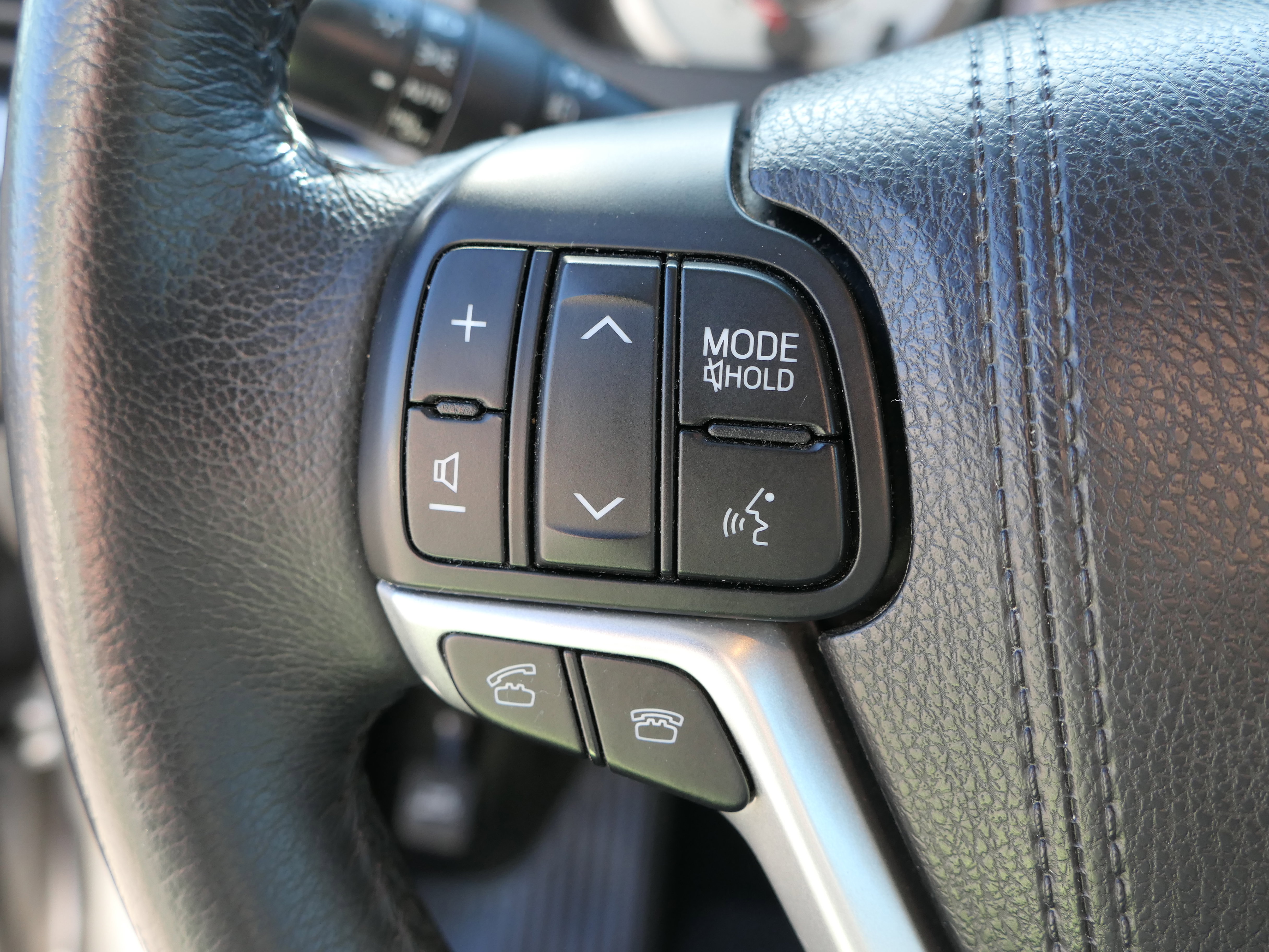 Used 2017 Toyota Sienna SE Premium FWD image 15