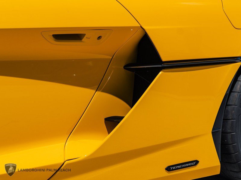 Used 2026 Lamborghini Temerario AWD/4WD image 7