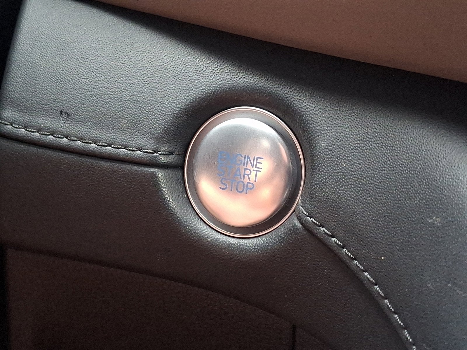 Certified 2023 Hyundai Santa Fe Limited AWD/4WD image 23