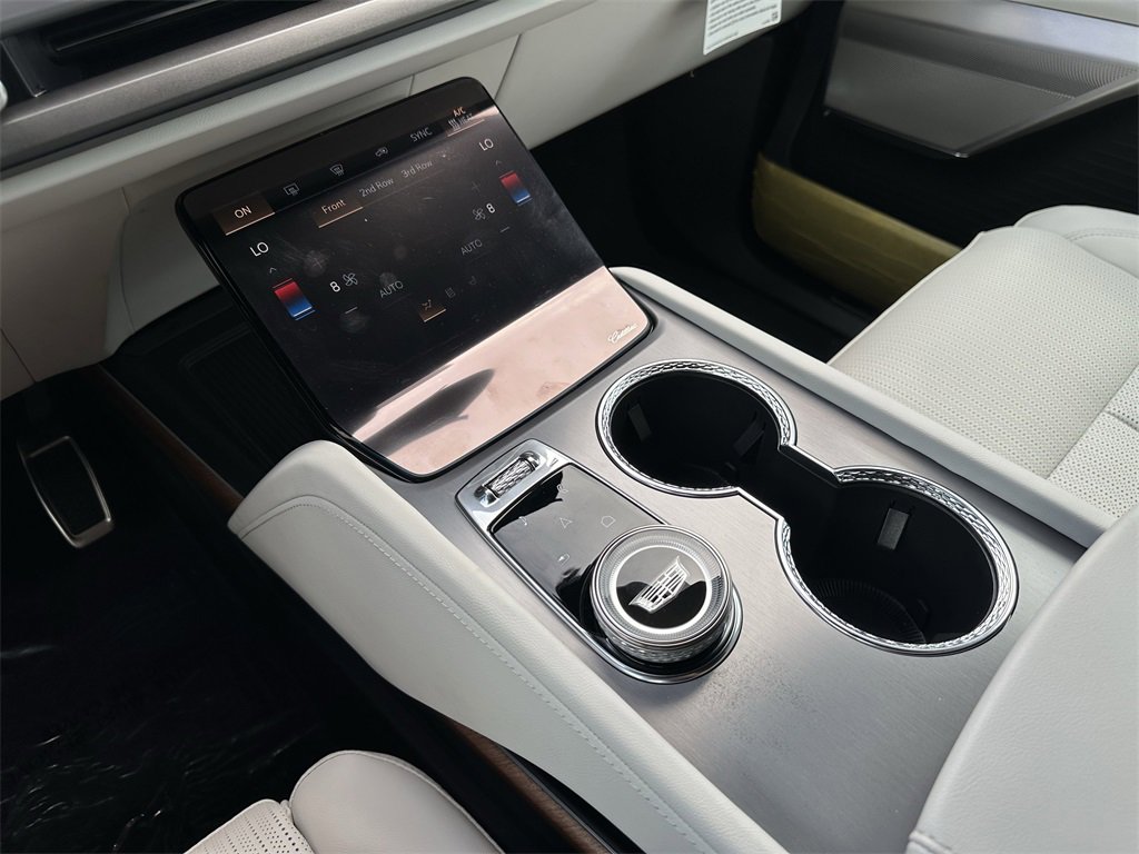 New 2026 Cadillac Vistiq Sport image 20