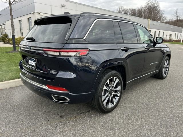 Used 2023 Jeep Grand Cherokee Overland w/ Luxury Tech Group IV image 8