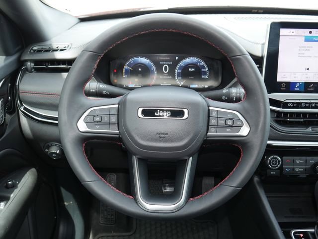 Used 2024 Jeep Compass Trailhawk w/ Trailhawk Elite Group AWD/4WD image 15