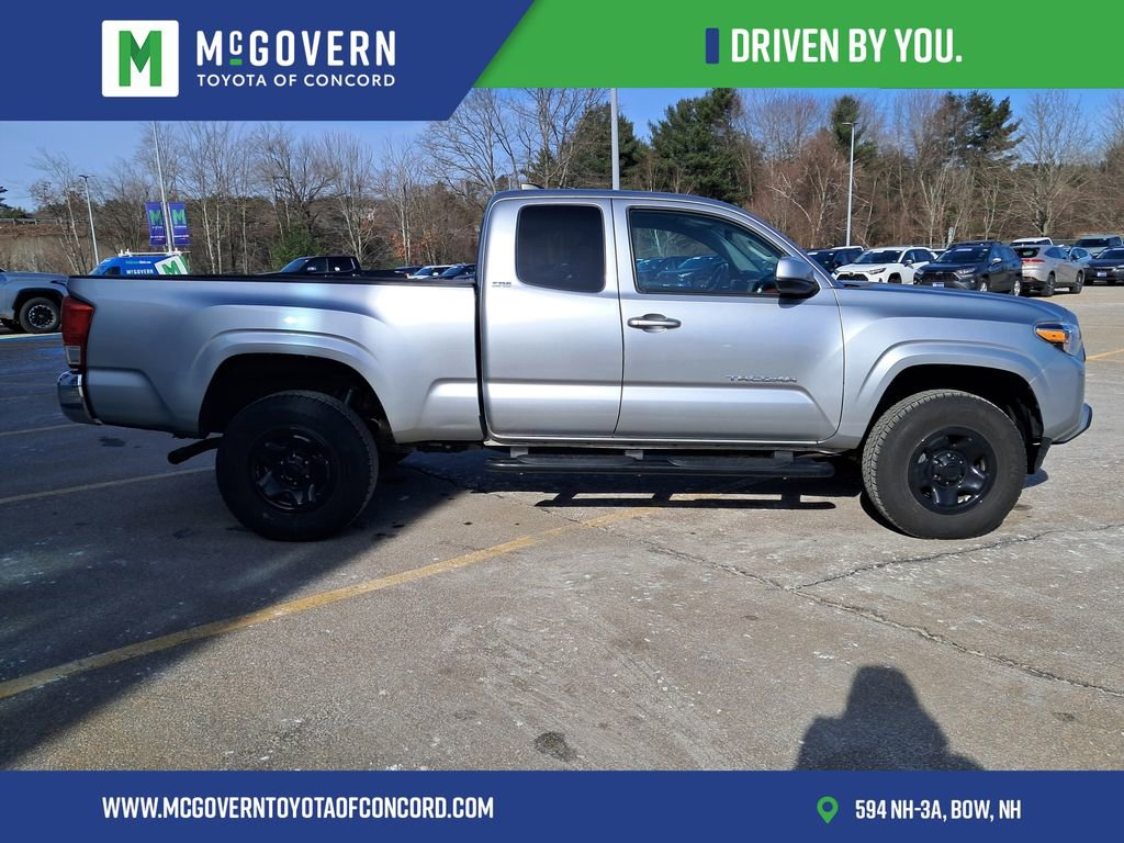 Used 2023 Toyota Tacoma SR5 RWD image 6