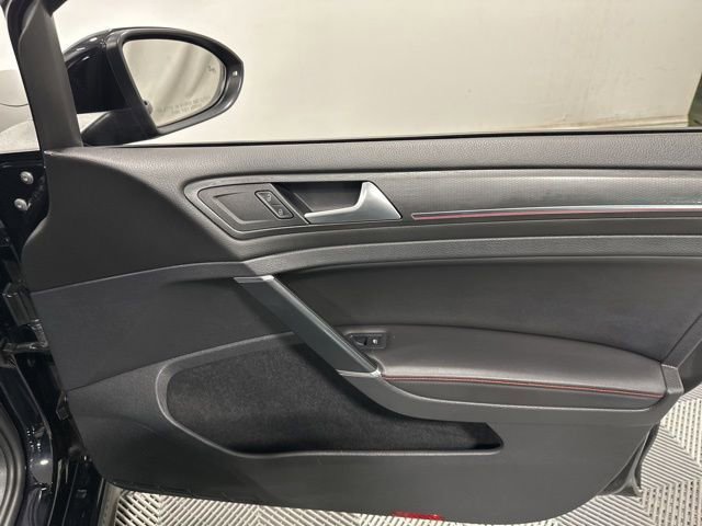 Used 2020 Volkswagen GTI SE FWD image 32
