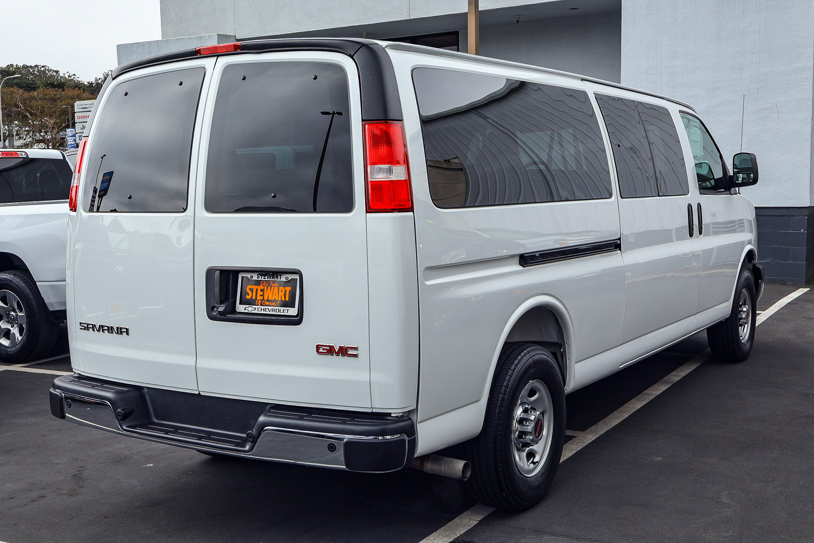 Used 2025 GMC Savana 3500 LT w/ LT Preferred Equipment Group RWD image 20